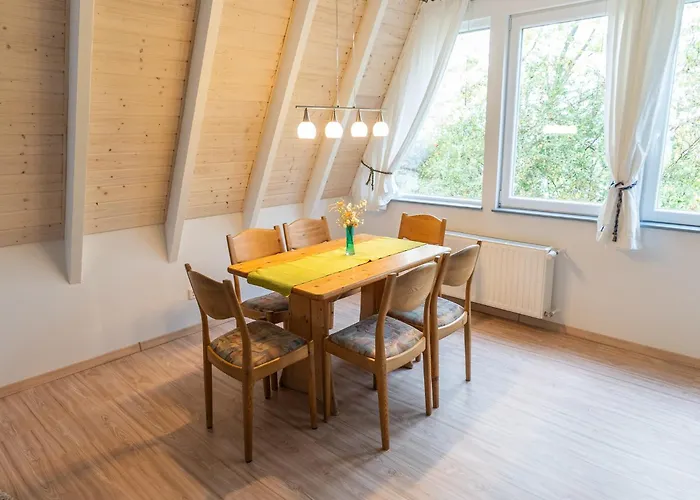 In Mit Privatem Garten