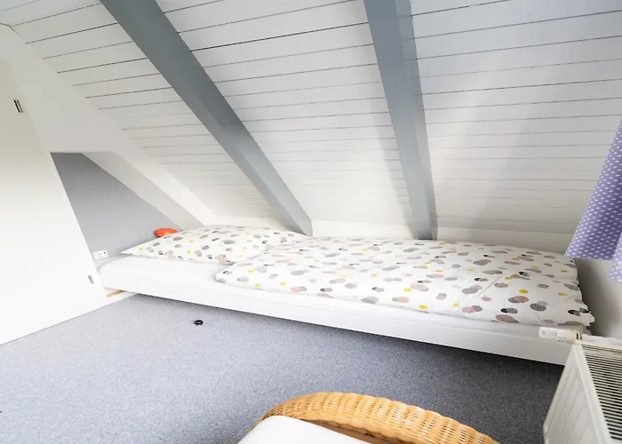 In Mit Privatem Garten