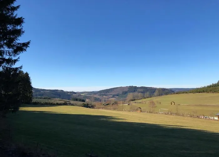 度假居 In Mit Privatem Garten *