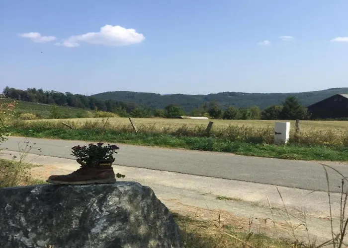 In Mit Privatem Garten 度假居 *